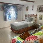 Pension Los Faroles